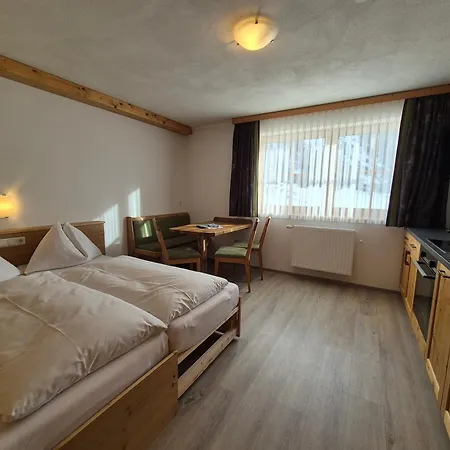 Hotel apartamentowy Kirchgasser 3*