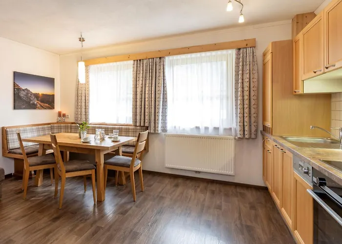 Aparthotel Kirchgasser 3*