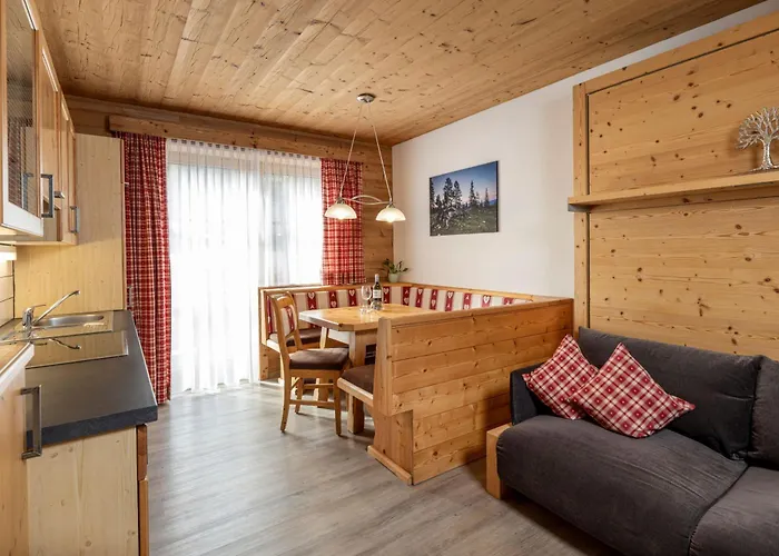 Aparthotel Kirchgasser 3*