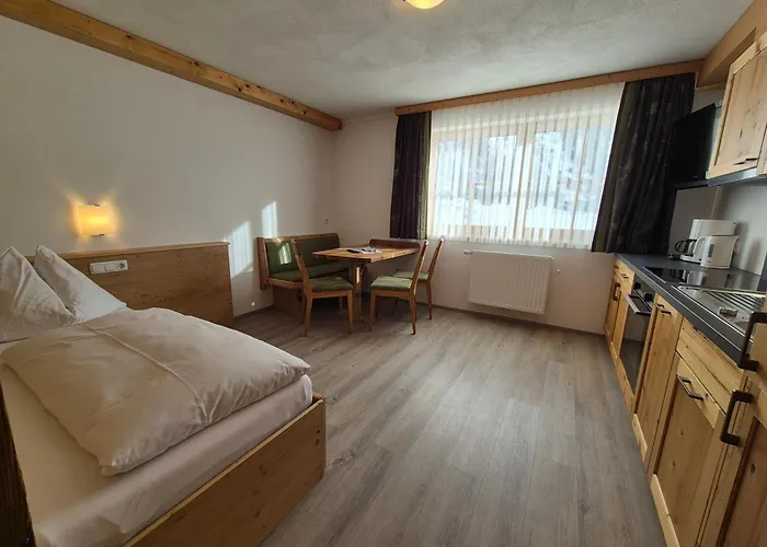 Aparthotel Kirchgasser 3*